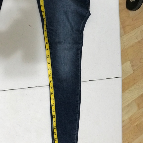 Daze hug Jeans - Picture 6 of 9